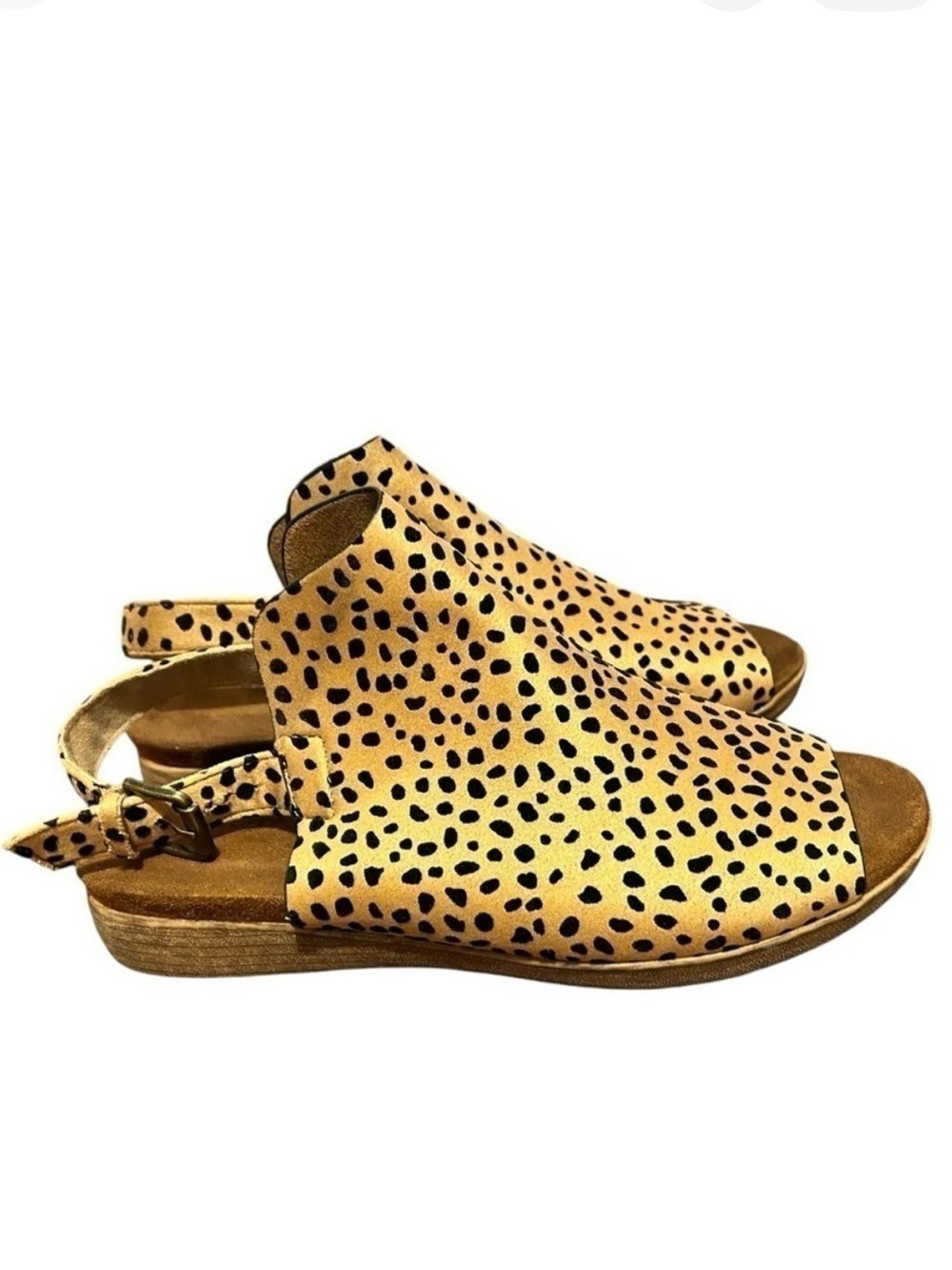 Pierre Dumas Leopard Cheetah Open Toe Heel Strap Sandals Wedges Women’s Size 7